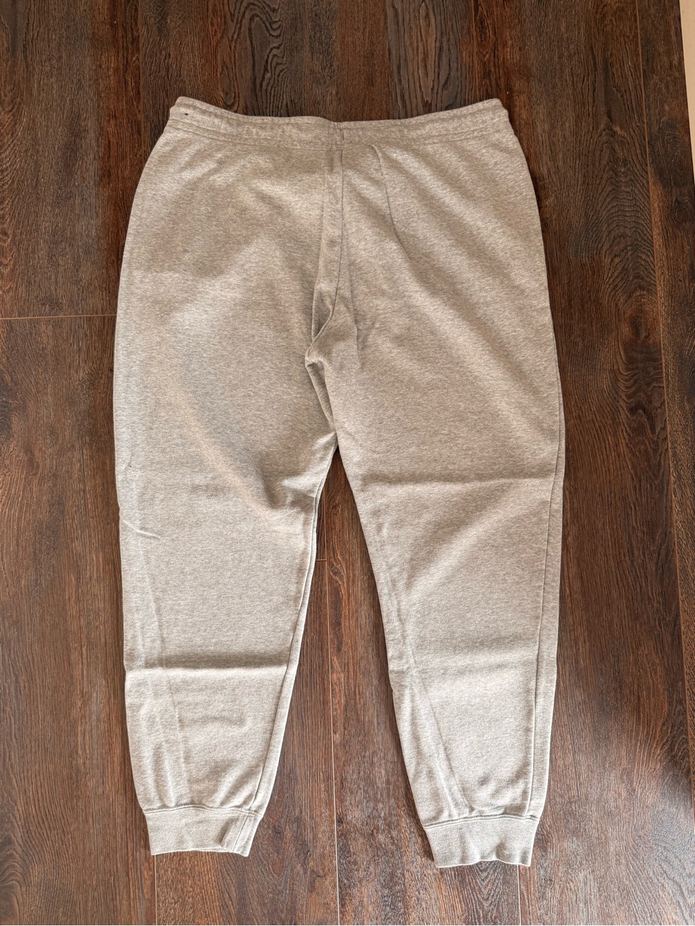 Nike Gray Joggers - Picture 2 of 8